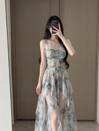 捞汁香辣海鲜全家福组合来咯,各个口味的都巨香巨过瘾#海鲜全家福 #妈呀太香了