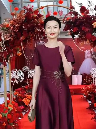#喜婆婆喜妈妈 #连衣裙#婚庆礼服#入秋穿搭 #气质穿搭#知性优雅 #简约大气