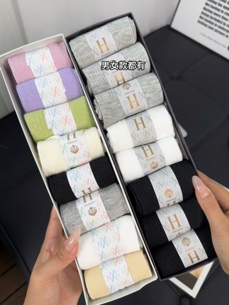 不想一脱鞋就十里飘香的,都赶紧来薅花溪谷香薰防臭袜的大羊毛!男女款都有,到手足足16双才这个价!!快薅!!#花溪谷防臭袜 #超便宜超划算 #防臭袜子推荐 #抗菌袜子