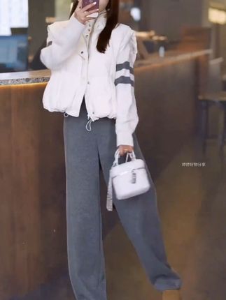 加绒显瘦直筒休闲裤#休闲裤#一条可以过冬的裤子 #面料柔软舒适 #百搭裤子 #显高显瘦显腿长