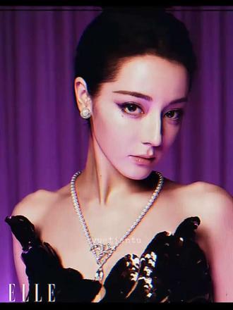 “没有扶贫狗的义务”#迪丽热巴 #美神 #女王