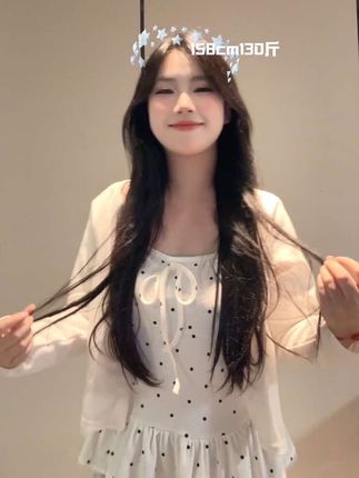 #手势舞 #甜系女孩 #大码女装#秋季穿搭#这么穿显瘦20斤