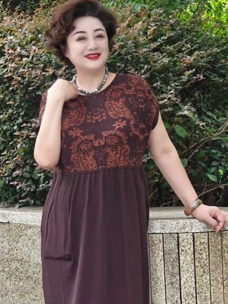 大码妈妈装红咖色针织连衣裙收腰显瘦设计师优雅时尚气质复古夏季#连衣裙穿搭 #连衣裙推荐 #气质穿搭 #气质连衣裙 #气质搭配