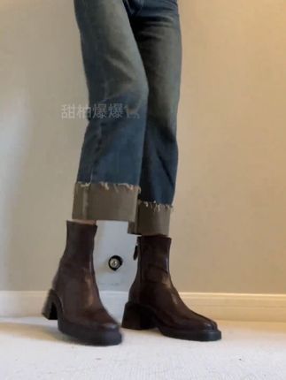5cm的静音跟短靴谁不爱啊!!早秋穿搭必备🍂#靴子控 #软底软面穿上超舒服 #今天穿什么 #好鞋推荐 #新款女鞋