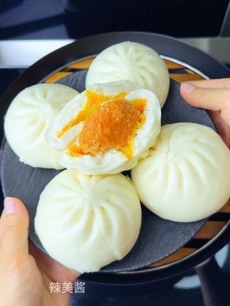 孩子早餐点名要吃的 奥尔良鸡肉包子,外皮蓬松暄软,内馅鲜嫩多汁,真的太好吃了#包子 #奥尔良鸡肉包子 #早餐吃什么 #宝宝爱吃