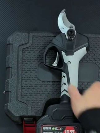 德国进口电动剪刀修枝剪果树无线锂电粗枝充电式强力园艺树枝剪子#高性能实用工具#修枝剪 #五金工具 五#方便好用又实惠