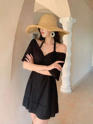 #大码连体保守游泳衣女遮肉显瘦带钢圈聚拢胖mm200斤温泉度假泳装