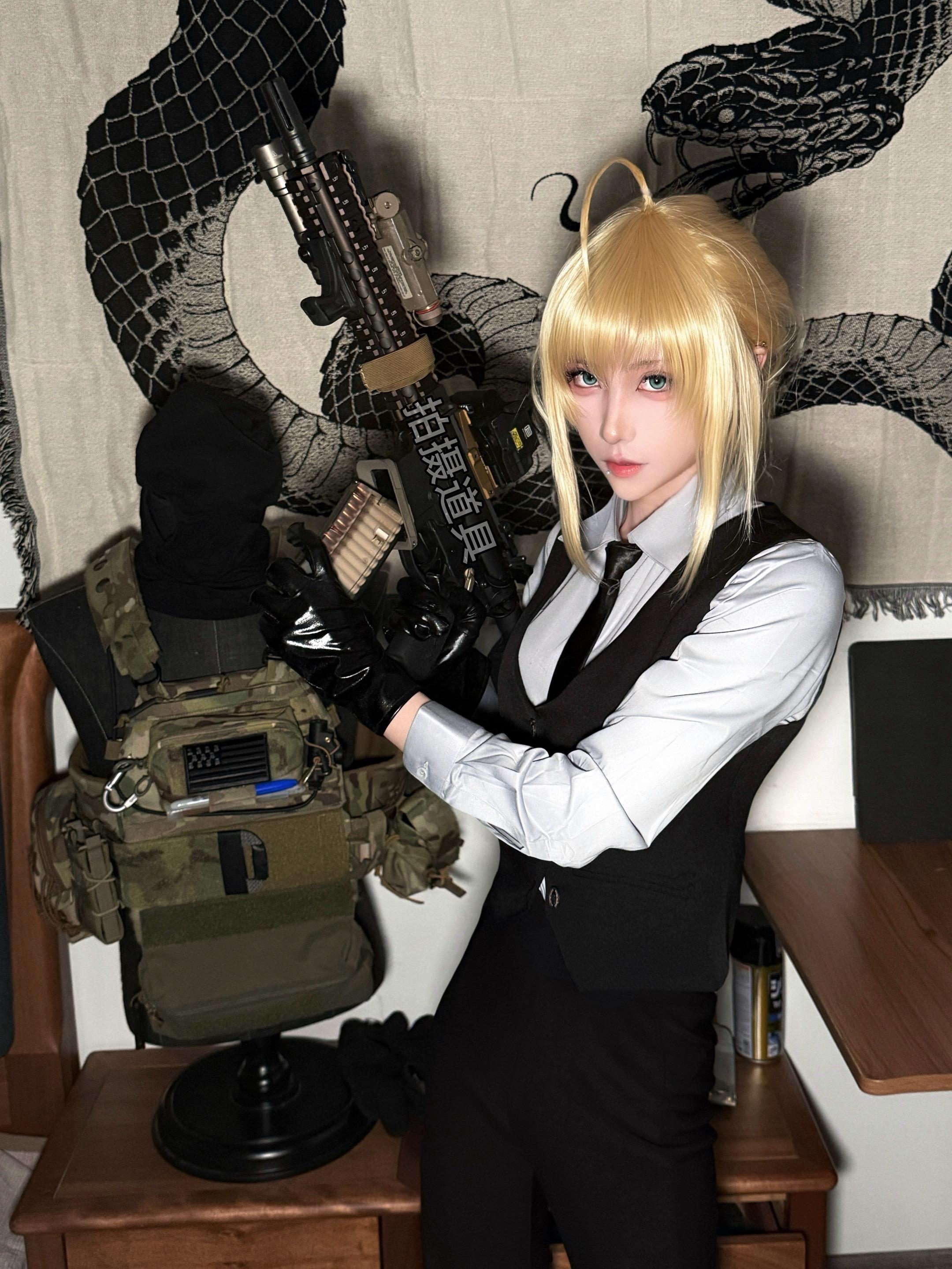 阿尔托莉雅以枪阶现世。标题偷的之前一个评论#saber #阿尔托莉雅 #fate #cos