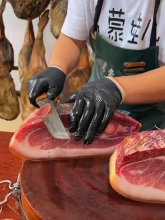 #太香啦 #回购率超高 的云南火腿月饼