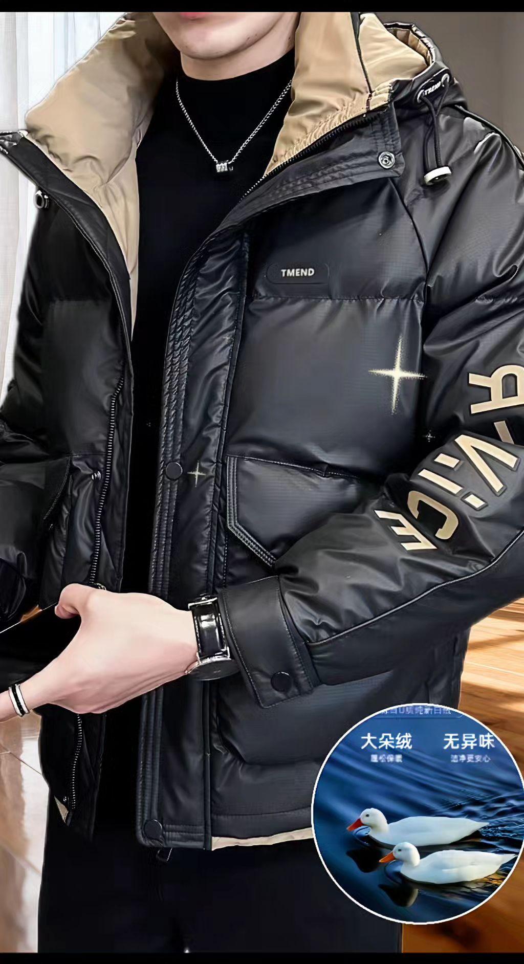 罗宾汉男士连帽棉服|冬季痞帅感拉满。罗宾汉男士连帽棉服|冬季男士连帽棉服,拿捏痞帅时尚感!防风面料抗寒锁温,加厚填充上身暖而不臃肿,连帽设计利落又减龄,日常出街、通勤穿搭都吸睛,版型不挑身材,轻松穿出随性腔调,是男生冬季衣橱刚需款。#罗宾汉男装 #男士冬季棉服 #痞帅风外套 #加厚保暖棉衣 #男生通勤穿搭