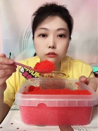直播录屏,声控不好大家见谅。吃的是仁兴小颗粒荔枝味正红色,口味清爽淡淡的甜,脆脆的很干爽#美食 #抖音美食推荐官 #好吃到停不下来 #抖音美食 #声控