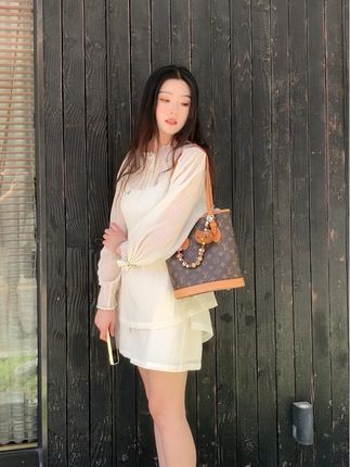 听听时间怎么说#lv #lv水桶包 #lv包包 #lv包包必买经典款 #包包