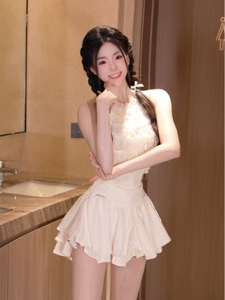 鸭梨大… #不是美女 #马来西亚女孩 #鸽子摇来了 #抖音潮流舞蹈地图 #手势舞