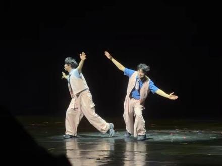 可以一直留在这场梦里面吗
超越玩家巡演20260322北京站存档
@双高胎 #双高胎 #超越玩家 #演出