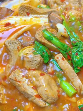#贵州特色美食灰豆腐,旧城农家纯手工灰豆腐,炒菜刷火锅都好吃,美味可口下饭菜#灰豆腐#美食