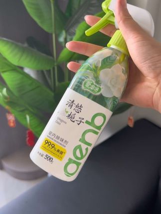 我就在厕所喷了这个栀子花味道喷雾,每次朋友来我家都会问!500克大容量可以用好久,关键这价格太香了#栀子花 #除味喷雾 #除味神器 #新家的100件快递 #新家好物