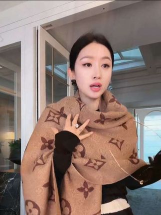 有了它,冬天也可以做自己,不用抱团取暖 #时髦穿搭 #潮流时尚穿搭 #现代风格 #时尚搭配服装