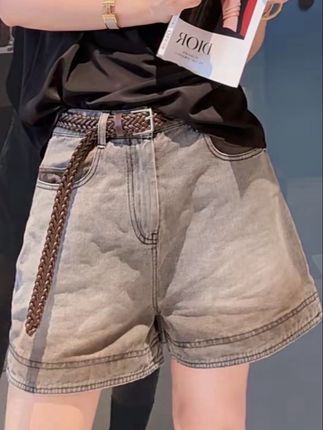 #牛仔短裤#高级感穿搭 #夏季穿搭 #休闲百搭