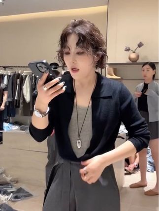 秋季新款气质百搭款长袖设计感假两件针织上衣LK2505819#秋季新款穿搭#气质百搭上衣 #假两件上衣 #高级感穿搭 #气质穿搭