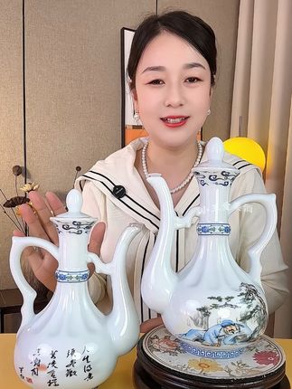 杏花村太白醉酒原浆酒 杏花村美酒和景德镇高端陶瓷联合打造的经典的美酒,53度黄金度数#清香型白酒 送人送礼太有面子了#好酒推荐 #杏花村 #白酒 #纯粮酿造