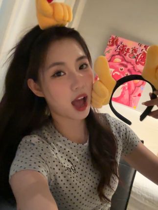 那个那个那个那个…#爱了爱了 #也太可爱了吧 #甜美风 #对镜拍 #发箍这样戴好美