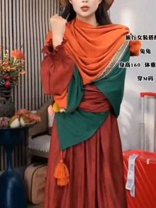 【董艺旅行穿搭】远方的田野·民族风披肩斗篷新疆青甘云南西藏旅拍#爆款热卖中 #披肩斗篷