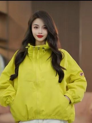 春夏款双拉链韩版休闲冲锋衣五防外套#高级感穿搭 #时尚气质穿搭 #夏季穿搭 #又美又飒 #外套穿搭