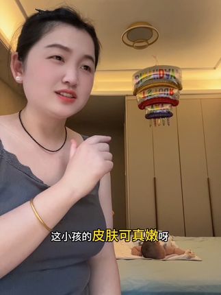 夏天比较闷热,一定要选择这种轻薄质地的护臀膏#爱舒屋#护臀膏 #育儿经验 #护臀霜 #婴儿护理