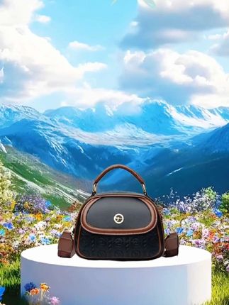 @青青优选#包包 #时尚#简约#百搭包包 #斜挎包 #经济@DOU+上热门 @小店随心推