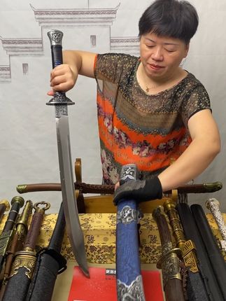 #牛尾刀#冷兵器#男人的玩具#工艺品@DOU+上热门
