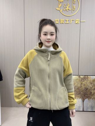 【沐沐】春秋新款时尚休闲百搭双面澳粒绒减龄加绒撞色连帽拼色外套 #秋冬穿搭 #保暖不臃肿 #休闲减龄穿搭 #连帽外套 #品质女装