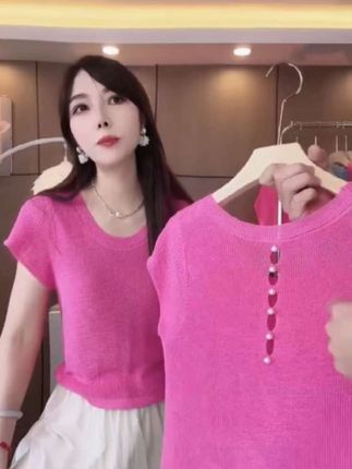 #穿搭 #百搭上衣 #谁穿谁好看 …