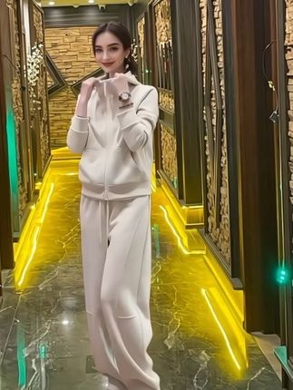 #上热门 #时尚套装 #运动套装女 #卫衣套装 #连帽卫衣两件套 @巨量千川 @DOU+小助手