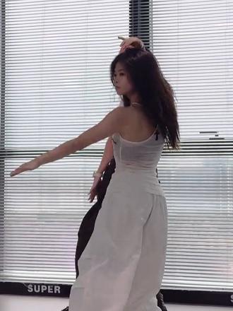 这首歌还是太权威了!!#爵士课堂随拍 #whiplash #aespa #kiki编舞 #基础爵士