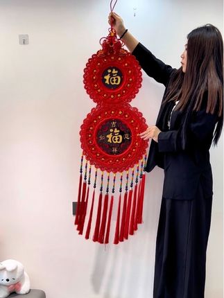 姐妹们这款葫芦中国结,挂客厅墙走廊玄关等,太喜庆了吧…… #客厅装饰画 #中国结 #玄关 #挂件 #家居饰品