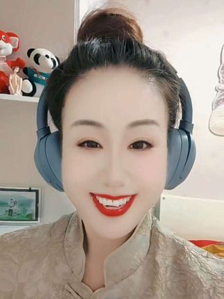 饺子妹来喽,忙忙碌碌又一天,对口型唱歌。