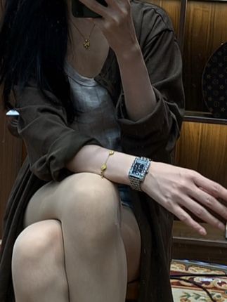 见过世面的女人不会死缠烂打,有品位的男人不会逢人就爱。 #手表推荐 #专柜品质