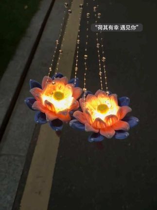 已经开始期待好朋友收到后的样子了#手工DIY #扭扭棒手工 #荷花灯