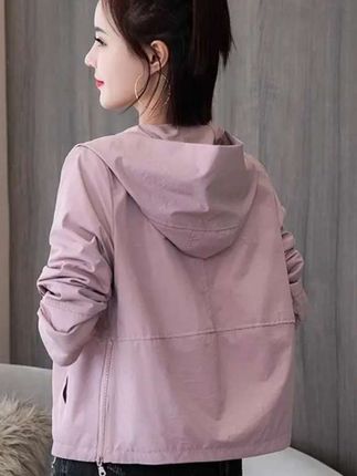 新款洋气短外套小个子早春韩版简约休闲连帽女士女式春秋薄款夹克#时尚休闲穿搭 #甜妹风