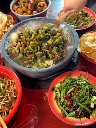 这样的饭菜,你能吃几碗#民间传统美食 #贵州无盐青菜酸