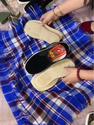 #麻绳纳底 千层呵护。匠心所致,步步为营。#手工布鞋#透气舒适#传统手艺