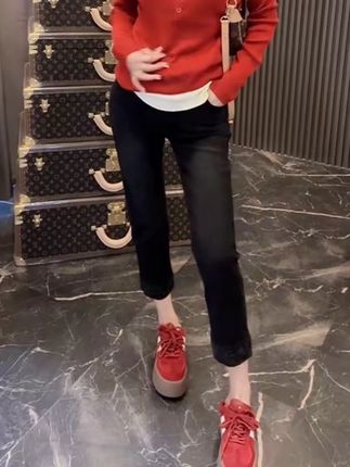 #休闲减龄穿搭 #百搭神裤 #牛仔裤穿搭 #今日穿搭look #弹力牛仔裤
