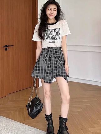 休闲复古洋气减龄套装2025夏季显瘦针织短袖假两件短裙裤两件套#休闲裤 #复古裤子#显瘦裤子 #假两件裤裙#百搭裤