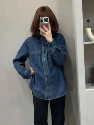 深蓝色软牛仔衬衫女秋季内搭叠穿衬衣法式复古上衣#早秋冷冽又随性的气质穿搭#早秋贵气感穿搭 #通勤穿搭如何摆脱土气感#初秋一周不重样穿搭 #早秋显身材平价上衣合集