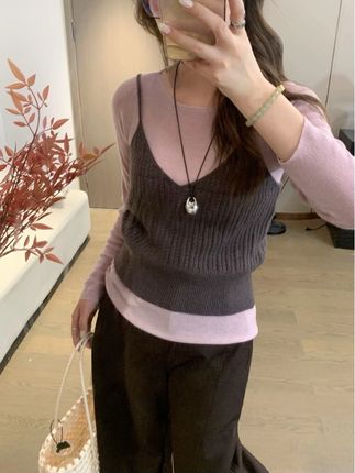 姐妹们这个两件套穿起来真的好显瘦好好看啊!上身真的很舒服,软软糯糯的也不会扎人#显瘦搭配 #今日穿搭 #两件套#显瘦两件套#韩版两件套