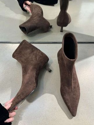 #弹力套筒瘦瘦靴#秋冬气质细跟加绒裸靴#时尚洋气#减龄穿搭#小猫跟尖头绒面短靴