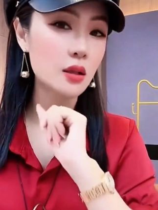 #简约大气 长袖静奢风百褶春季休闲直筒型百搭纯色韩版衬衫衬衣#高级感穿搭 #今日分享 #强烈推荐 #显瘦遮肉