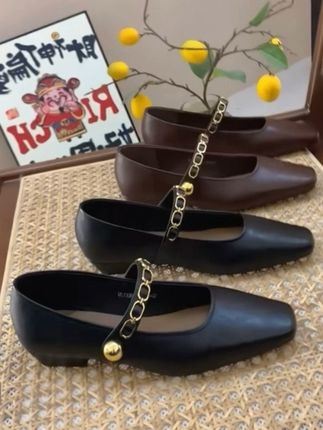 #洋气又时尚 #穿出女人的气质 #浅口单鞋 #玛丽珍女鞋 #新款上新