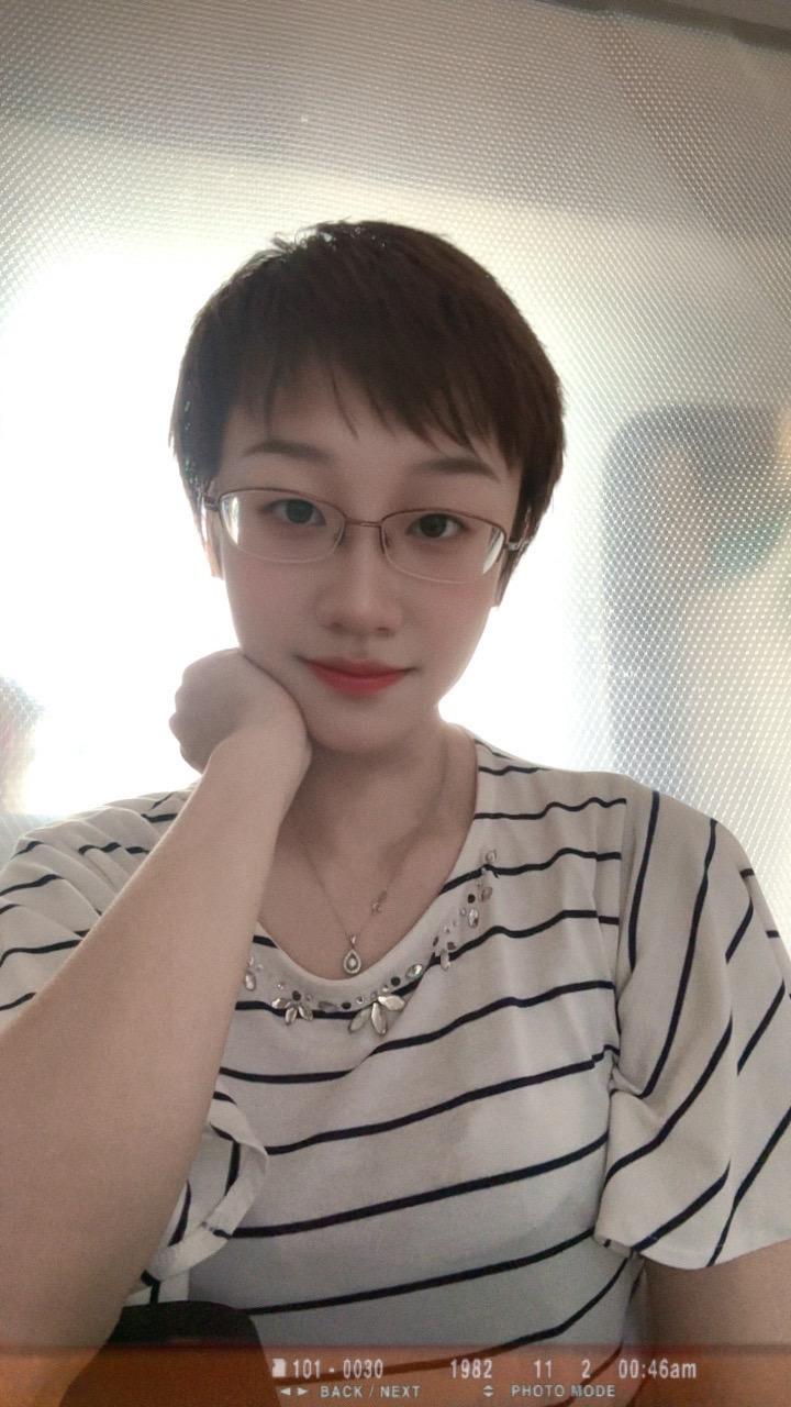 又是周末了,你在做什么呢?#记录生活 #一入短发深似海
