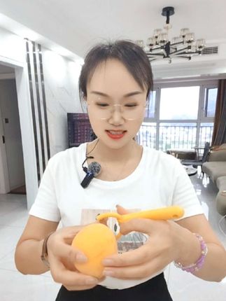 正宗的家乡黄桃,好吃😋#家乡特产 #黄桃